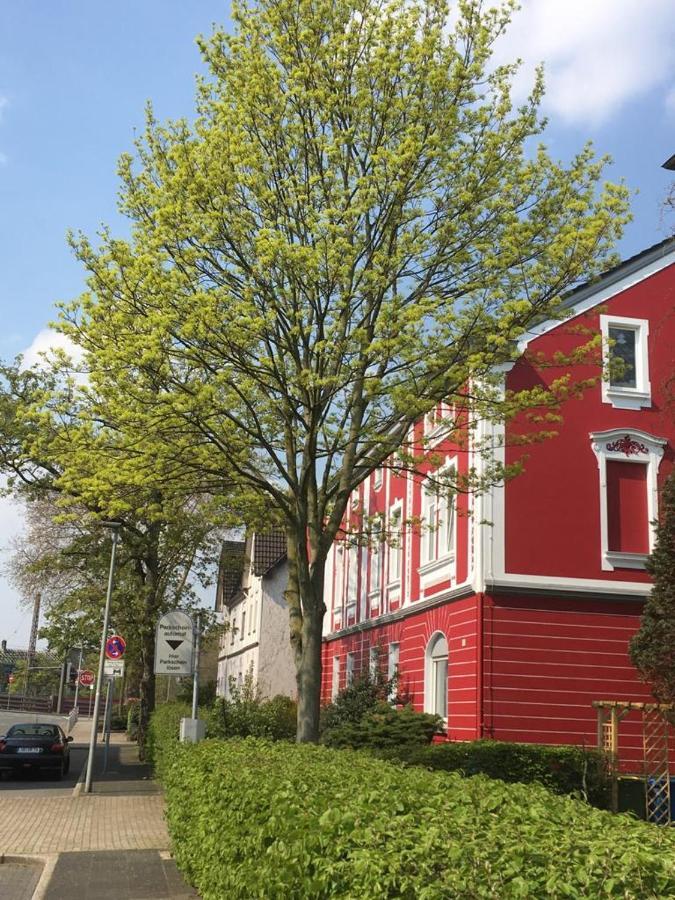 Fewo Garten - Eigener Eingang- Wlan-Parkplatz,Netflix, Terrasse,Doppelbett Und Schlafcouch Oberhausen  Esterno foto